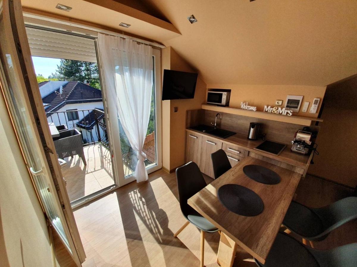 Happy Sun Medences Apartman 希欧福克 外观 照片