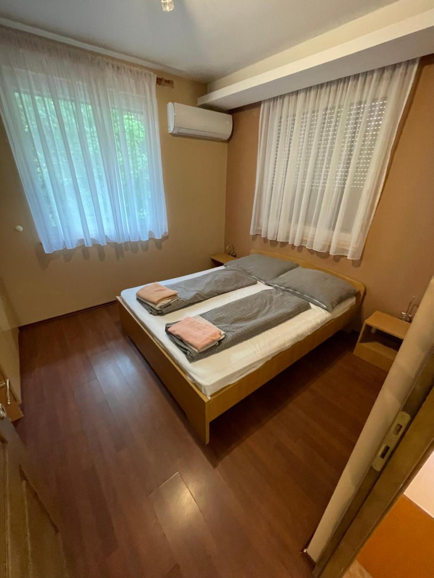 Happy Sun Medences Apartman 希欧福克 外观 照片